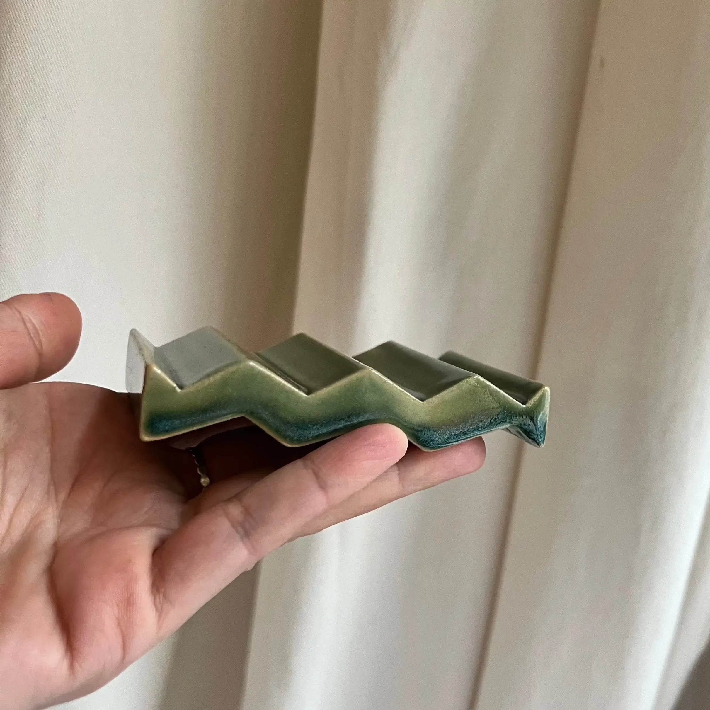 Seifenschale für Minimalisten in jadegrün von OBAstudios