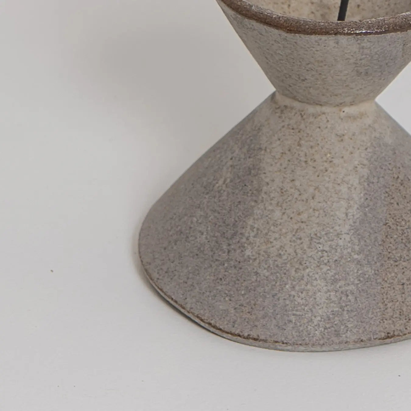 KONO (Zwei-Wege-Kegel: Stäbchen und Räucherkegel) - OBAstudios