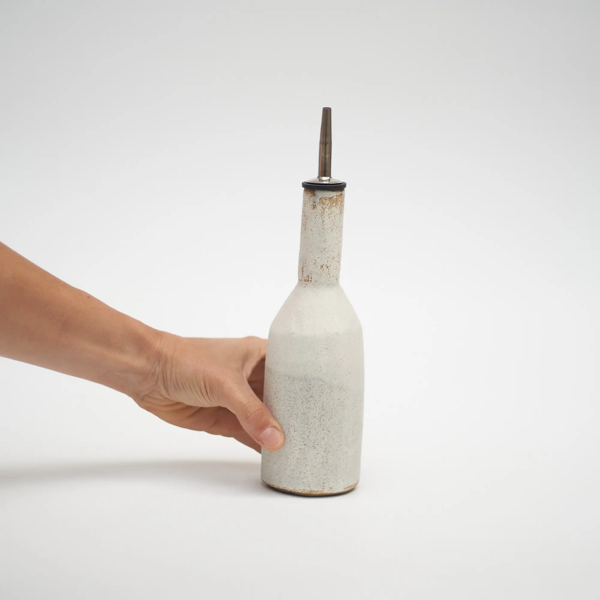 MERLO • Olive Oil Bottle • white matt - OBAstudios