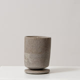 NOYA Duftkerze im Keramikgefäß