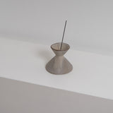 KONO (Zwei-Wege-Kegel: Stäbchen und Räucherkegel)