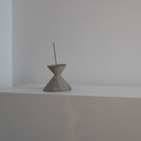 KONO (Zwei-Wege-Kegel: Stäbchen und Räucherkegel)