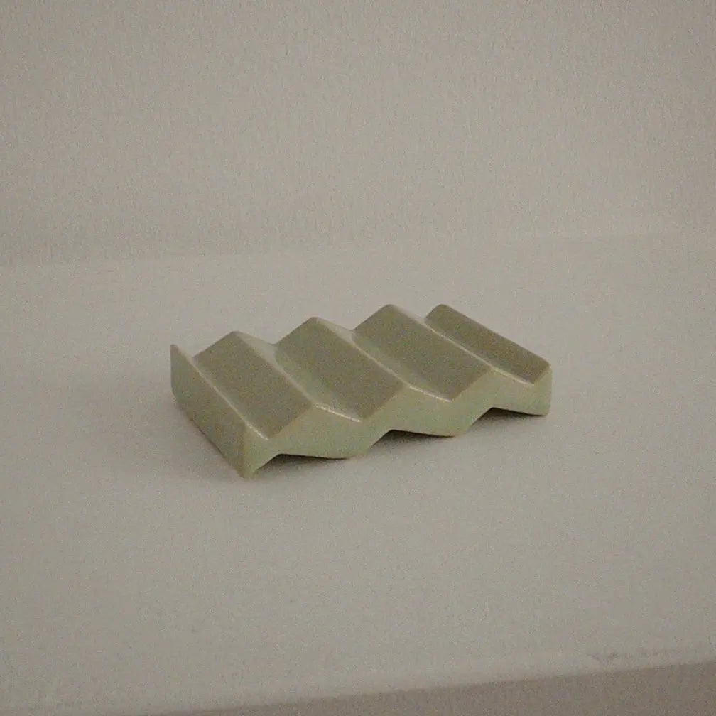 ROCKY M. Keramik Seifenschale – WASSER - OBAstudios