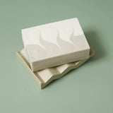 Drainage soap holder in wintergreen with soap